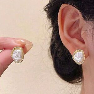Small Baroque Pearl Stud Earrings in Gold